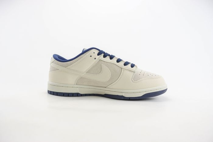 Nike SB Dunk Low x The North Face 44