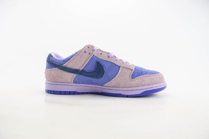 Wmns Dunk Low SE 'Hydrangeas'