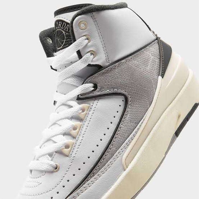 Jordan 2 Retro (Python)