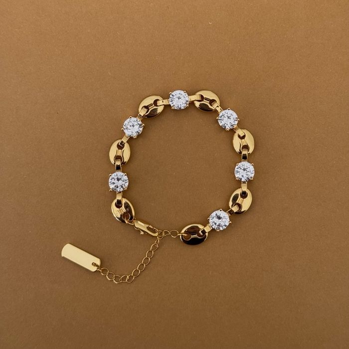 Oversized chain bracelet