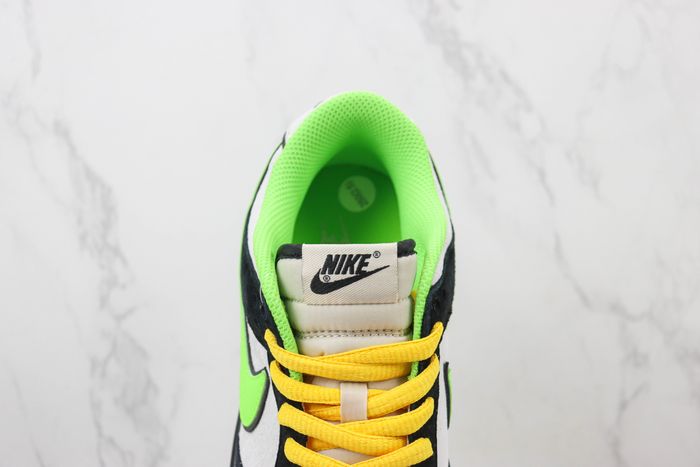 The Powerpuff Girls x Nike SB Dunk Low Green Yellow Black White 
