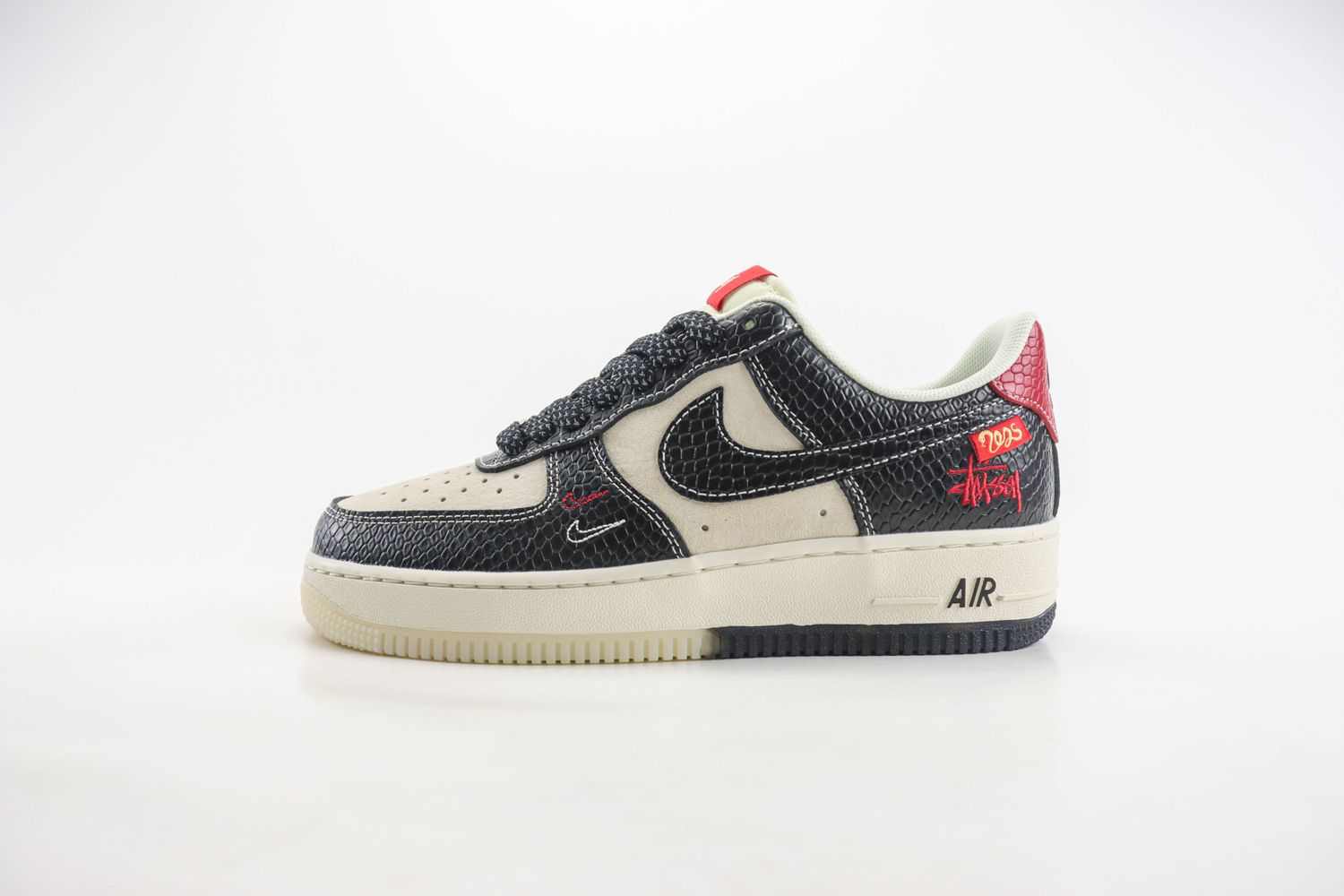 Nike Air Force 1 Low x Stussy 60