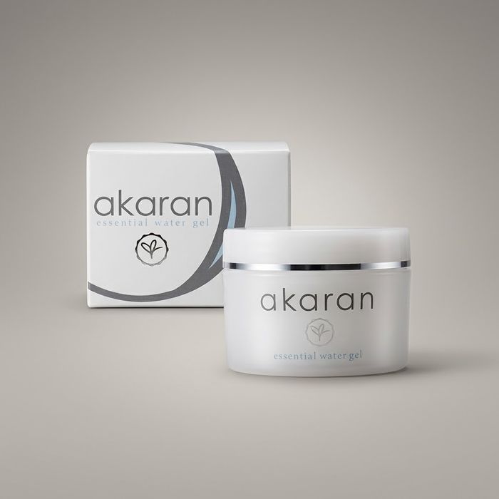 Akaran чийгшүүлэгч усан гель