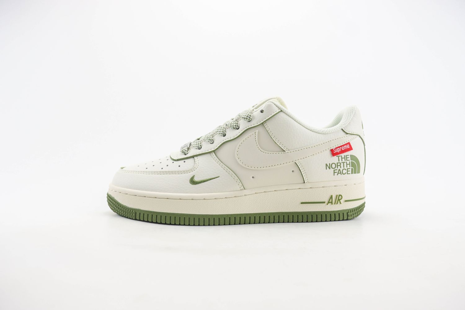 Nike Air Force 1 Low x North face 48