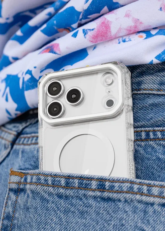 17 Pro Max Supreme Clear