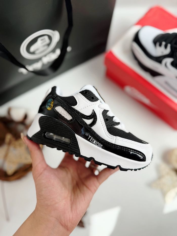 Air Max 90 Panda 
