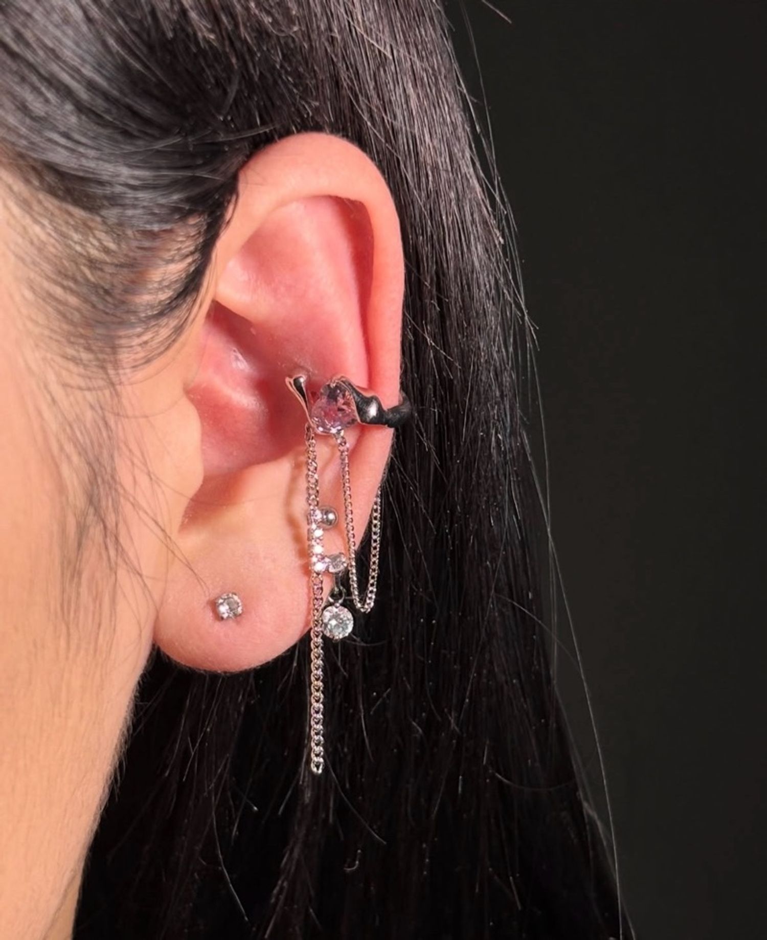 хавчдаг ээмэг