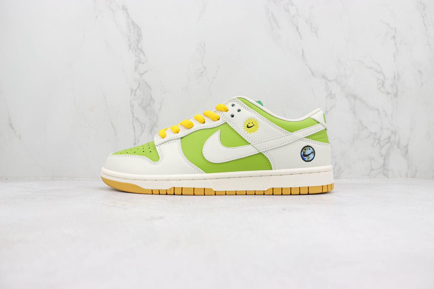 Nike Dunk Low SE 85 Double Swoosh Green