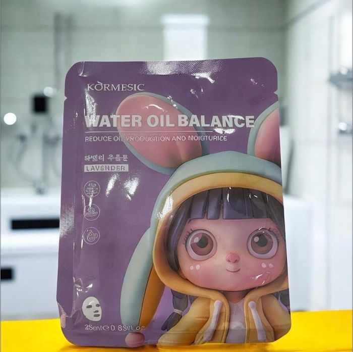 Water Oil Balance Mask