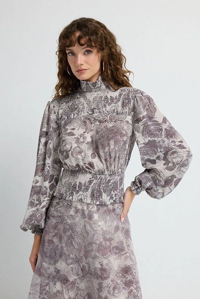BLOUSE