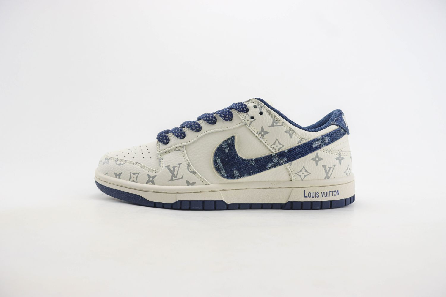 Nike SB Dunk Low x LV 26