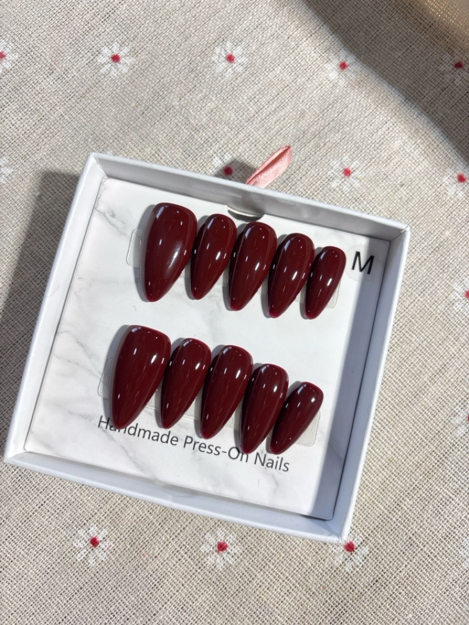 Наадаг хумс