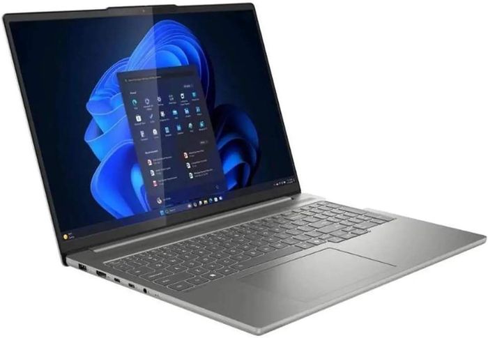 Lenovo IdeaPad Pro 5 16" 2.8K OLED 120Hz Display, AMD Ryzen AI 7-350, NVIDIA GeForce RTX5050, 16GB RAM, 1TB SSD Win11 Home Luna Grey 