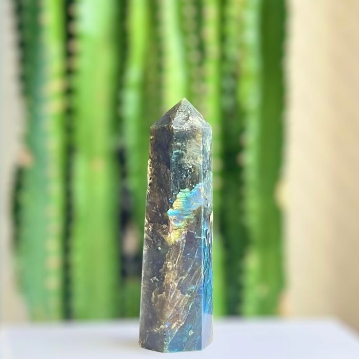 Лабрадорит | Labradorite