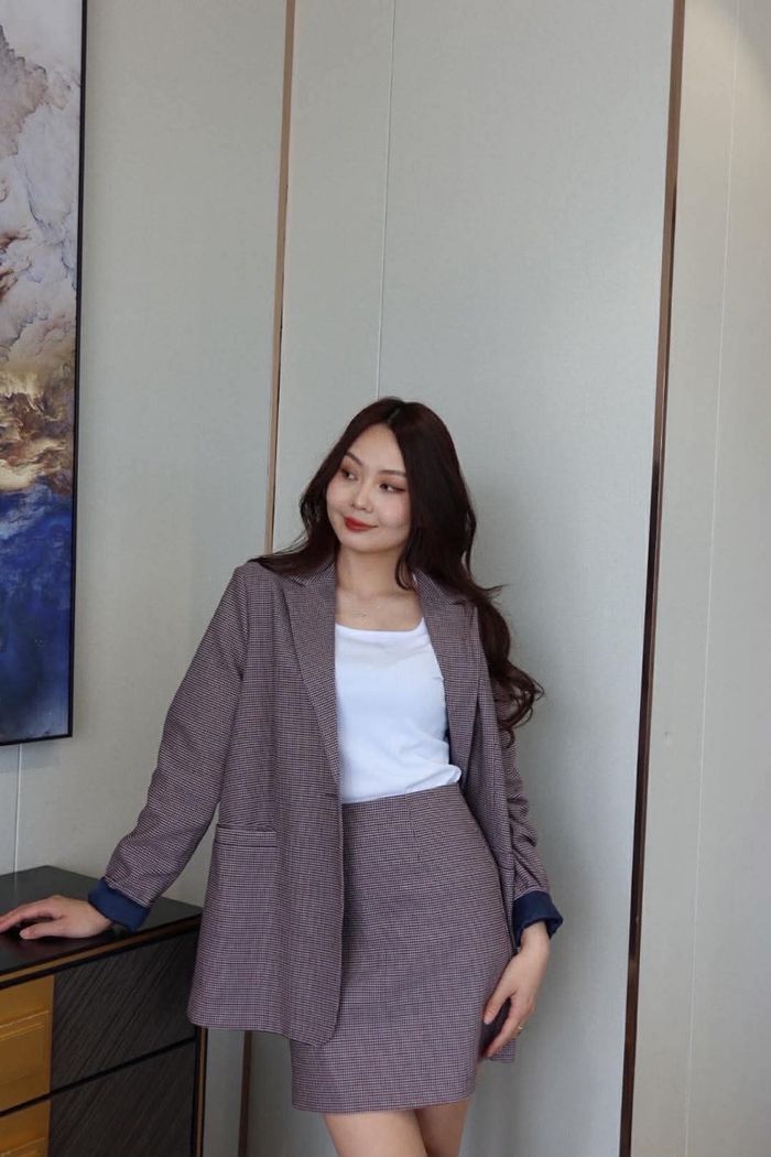 https://cdn.zochil.shop/eee4375c-50aa-4f3f-802d-a0441fb03b0b_t700.jpg