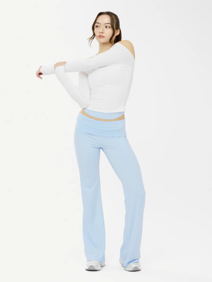 AIR FOLDING FLARE PANTS - BABY BLUE