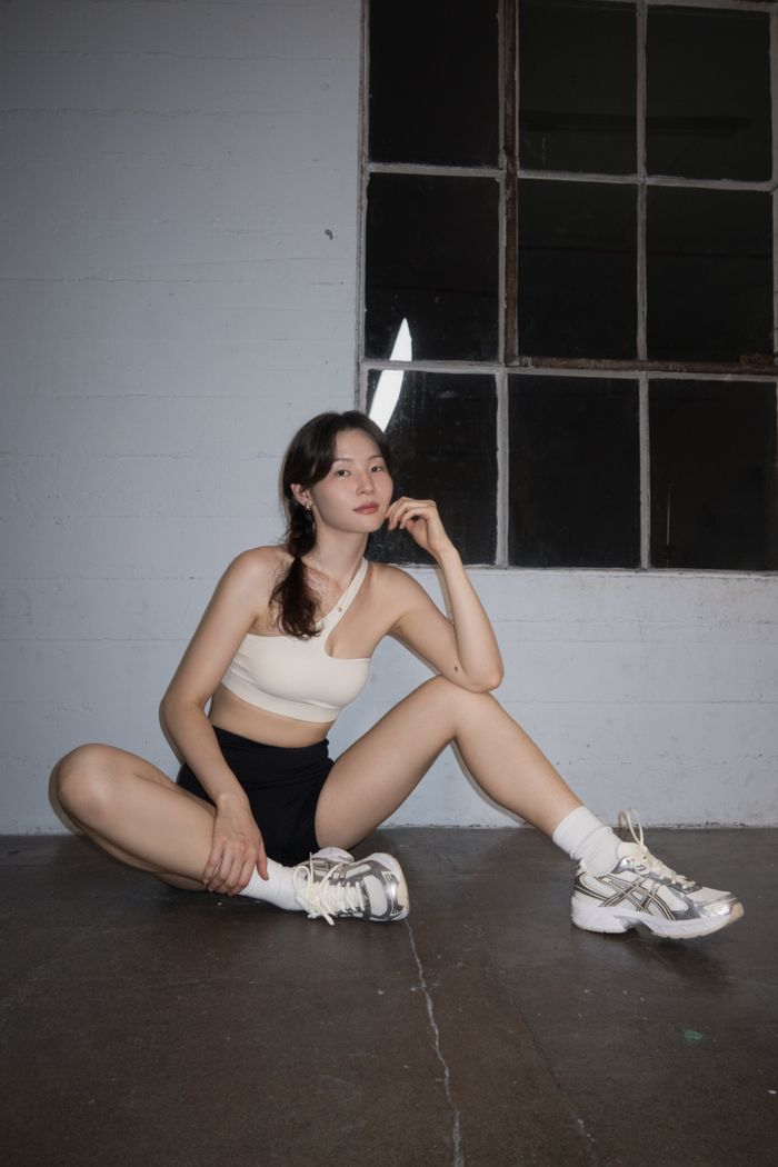 Frame shoulder cream white 