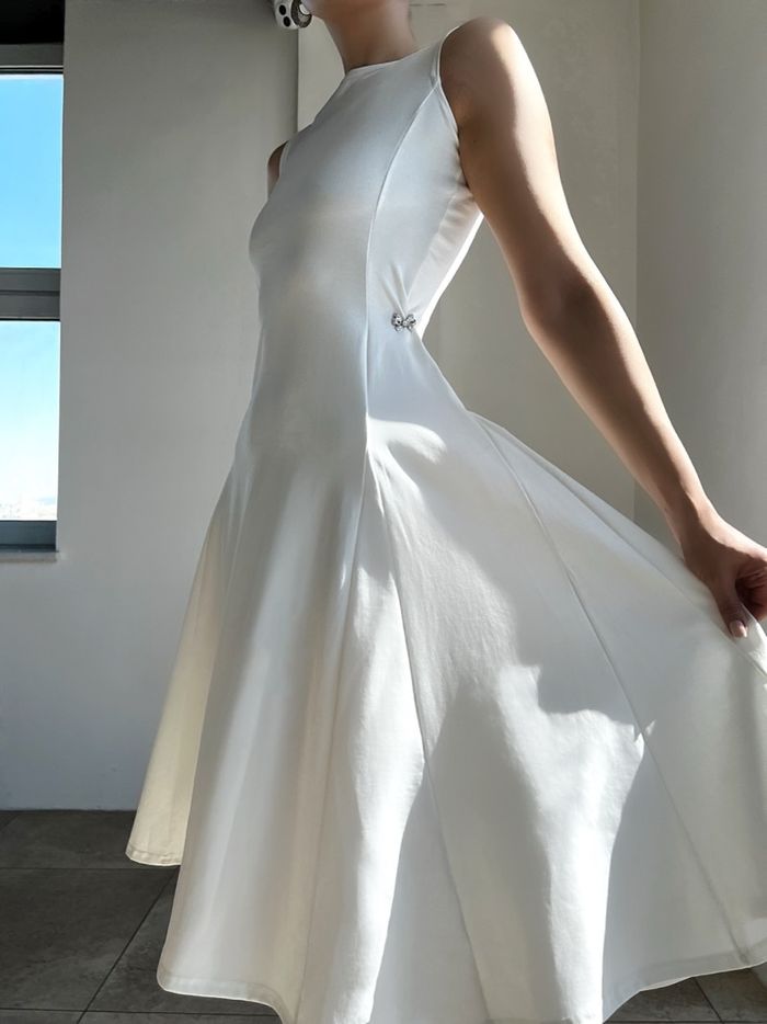 Boat neck dress