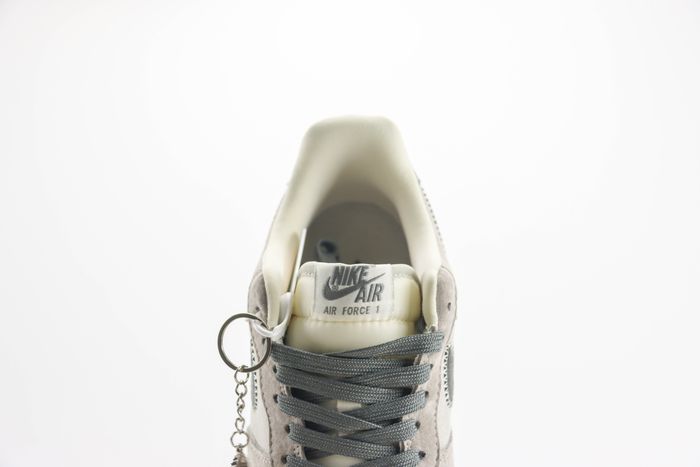 Nike Air Force 1 Low 83