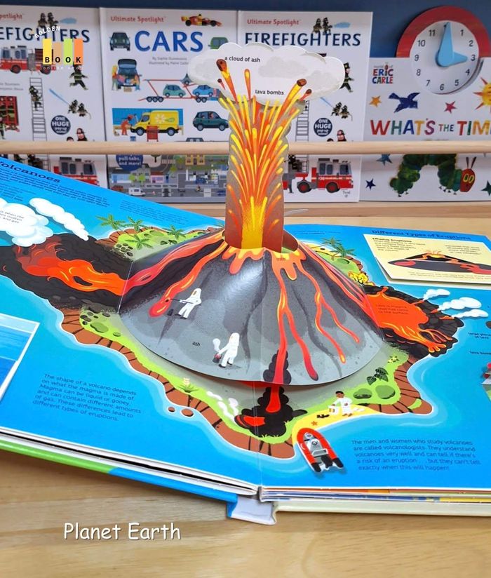 The Ultimate Book of Planet Earth 