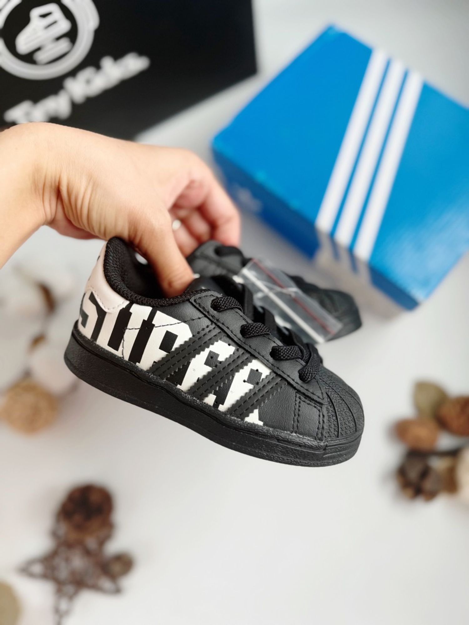 Adidas Superstar Black White