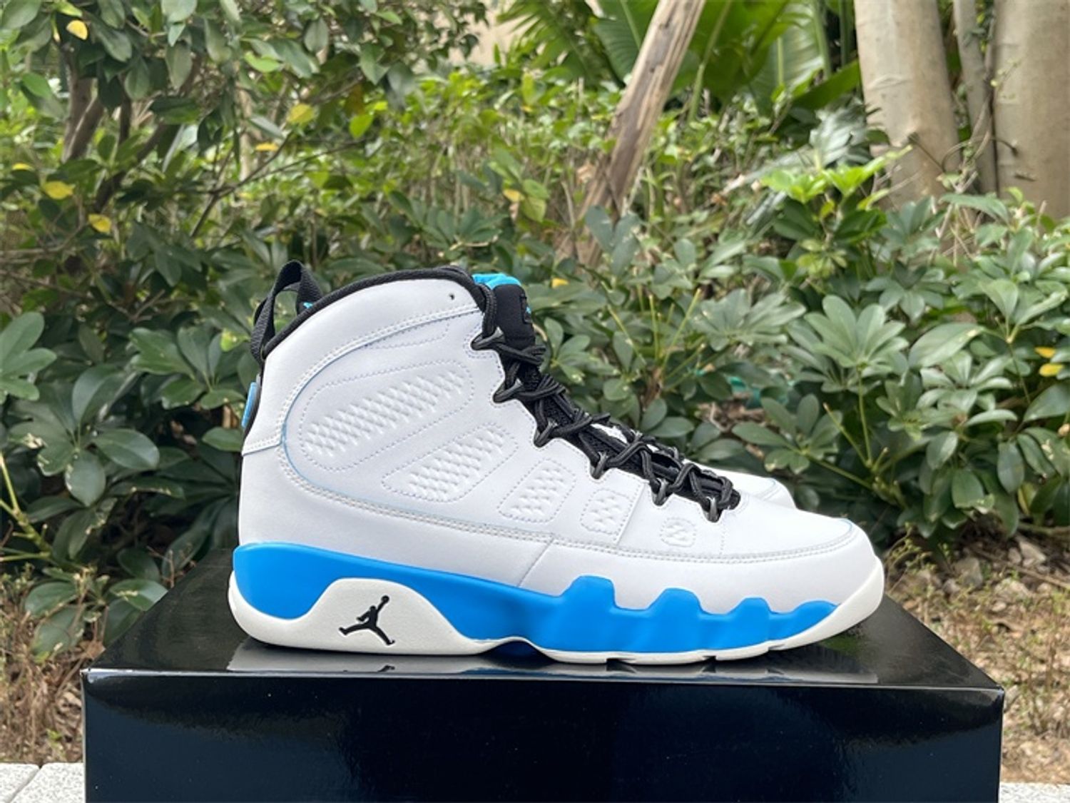  Air Jordan 9 "Powder Blue" 