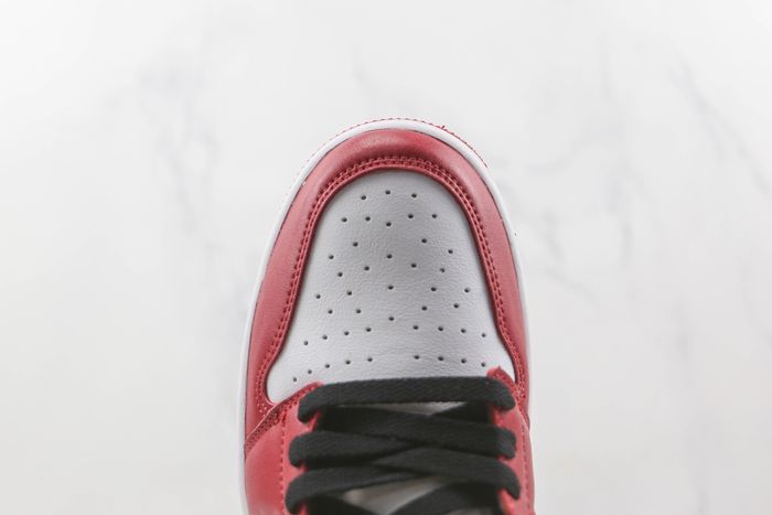 Jordan 1 Retro Low Golf Chicago