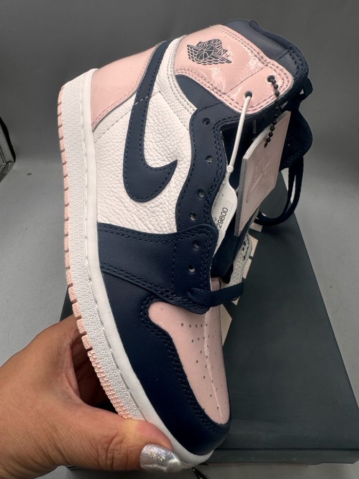 Air Jordan 1 high Atmosphere 