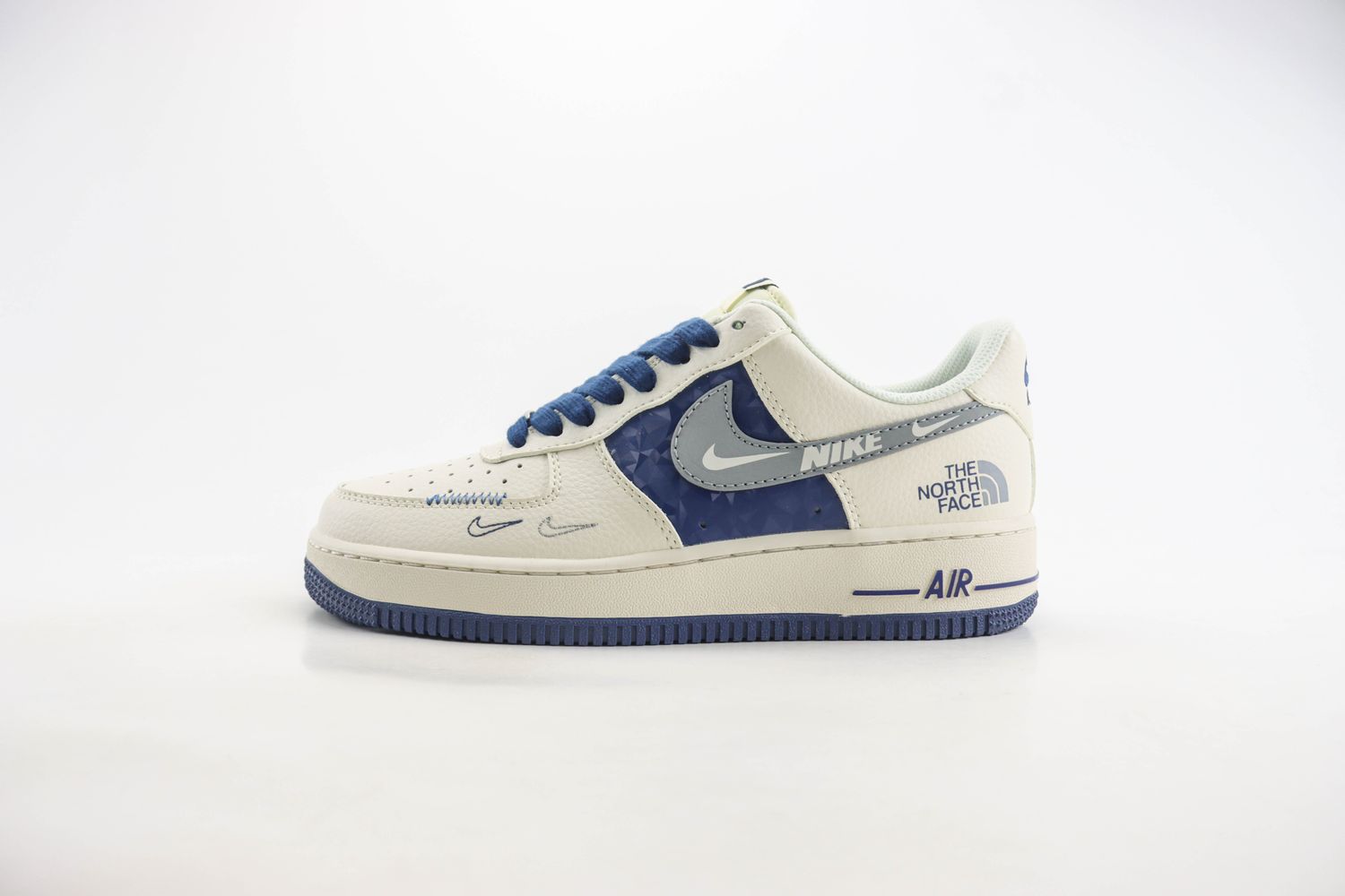 Nike Air Force 1 Low x the north face 30