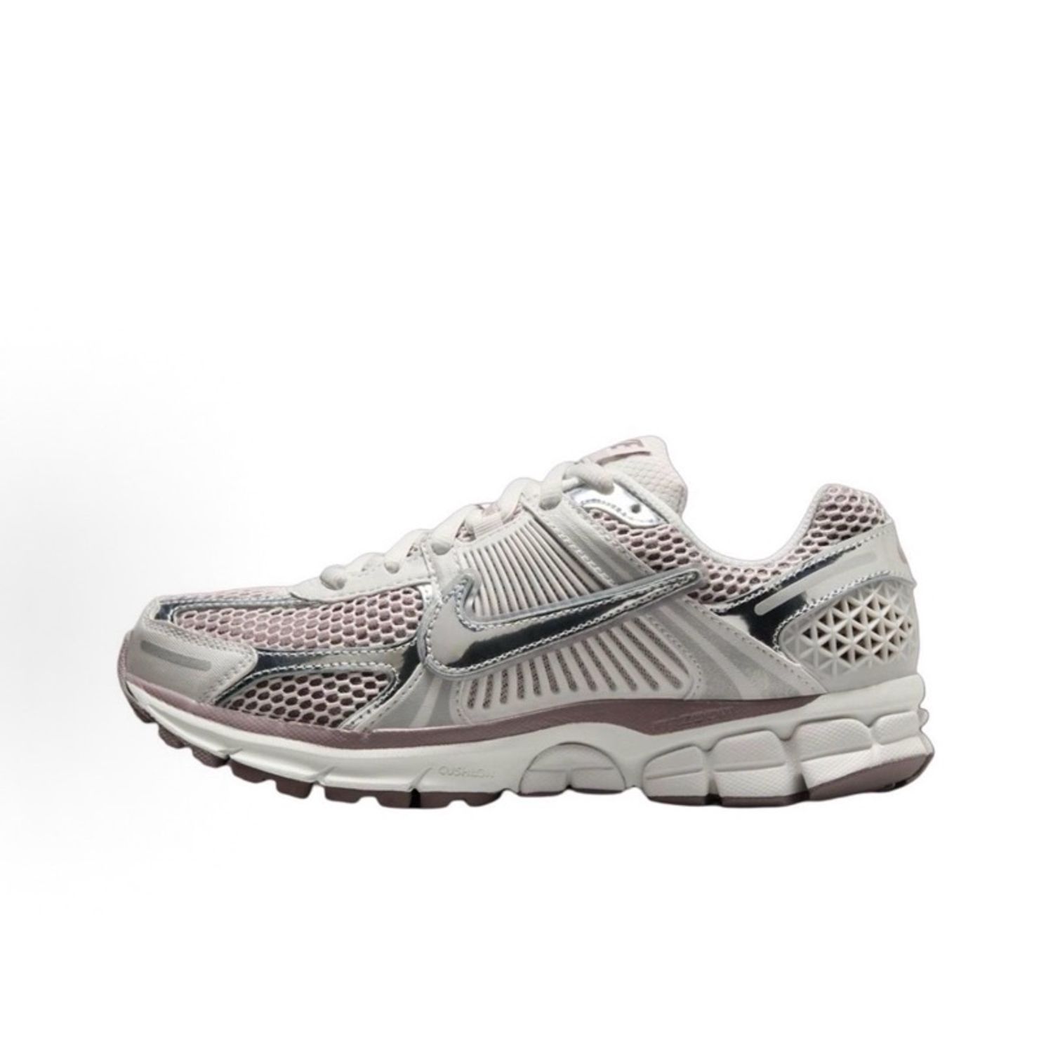 Nike Vomero 5 ‘ Metallic Pink ‘