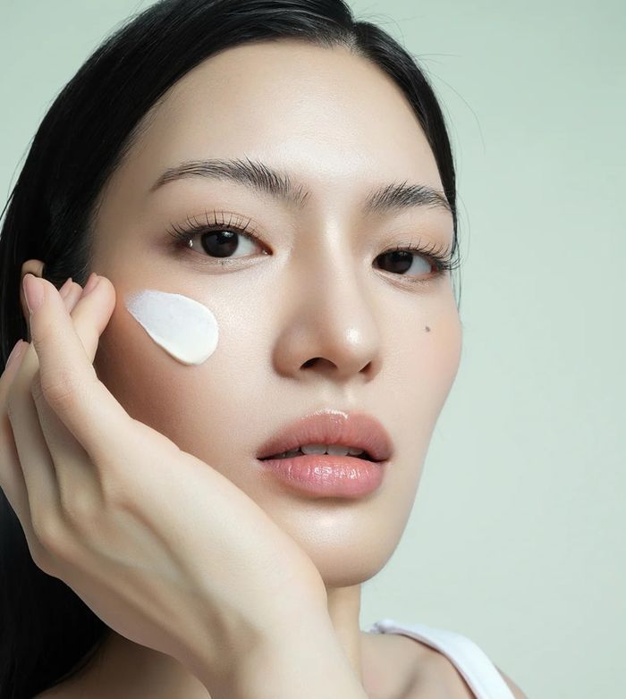 d'Alba Waterfull Mild suncream