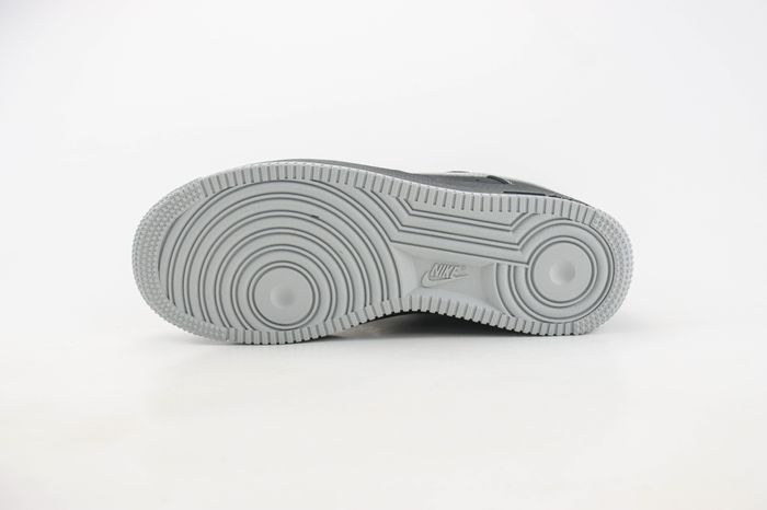 NIKE Air Force 1 '07 Low Black silver