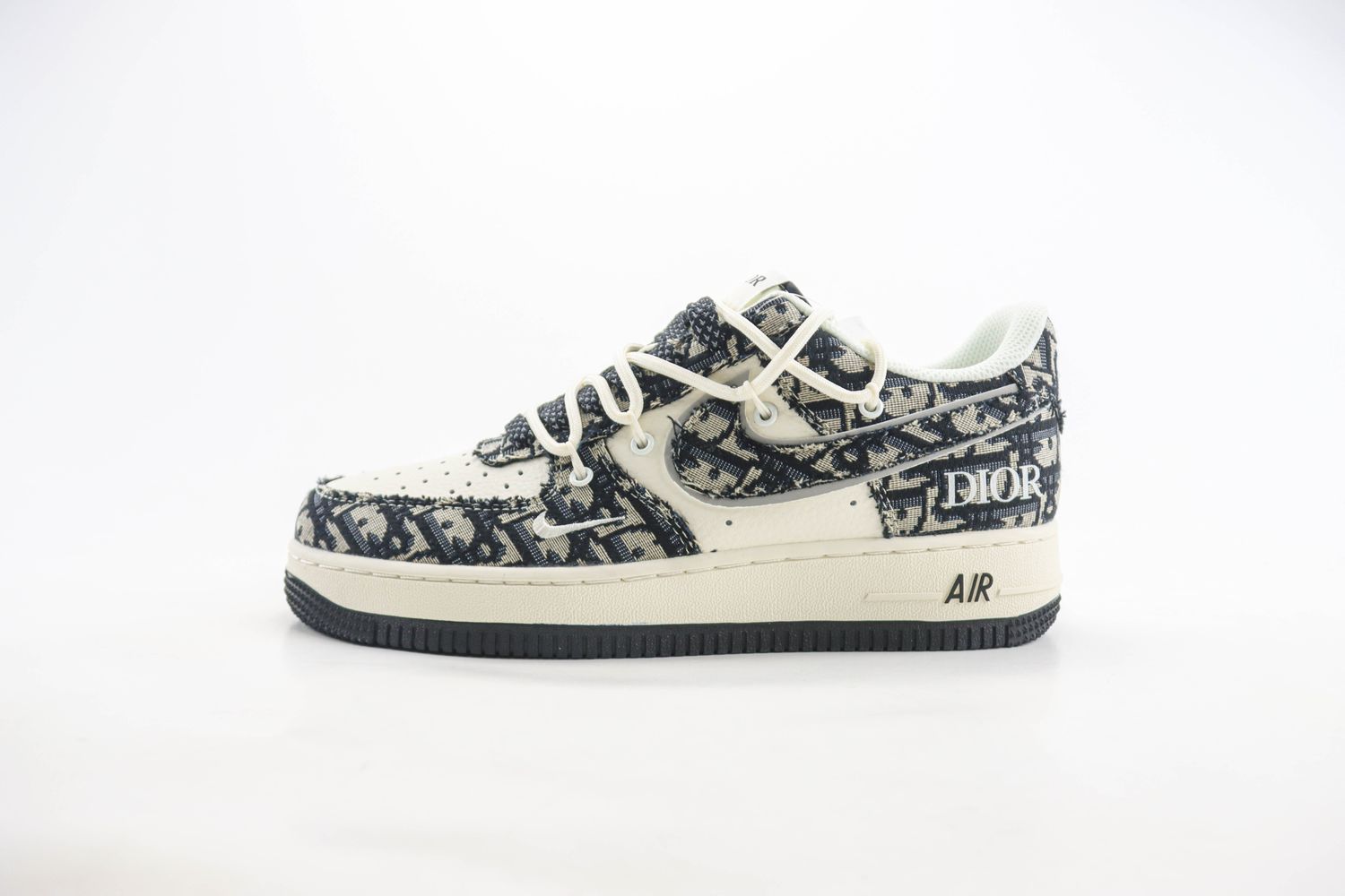 Nike Air Force 1 Low X DIOR 10