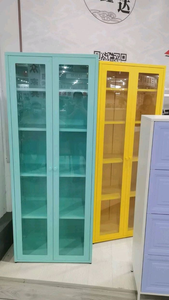 Төмөр шүүгээ 