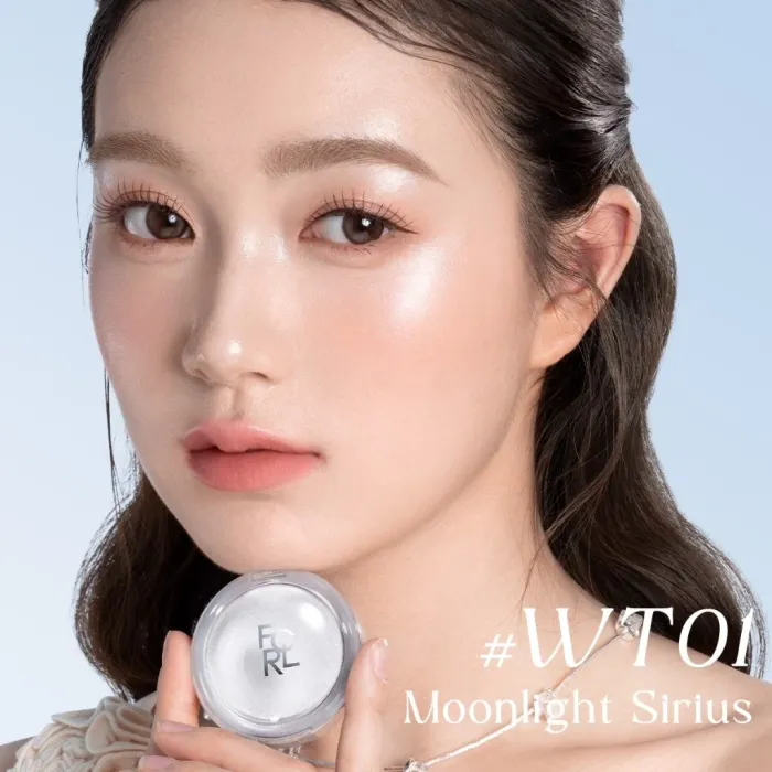 Crystal Glow Highlighter