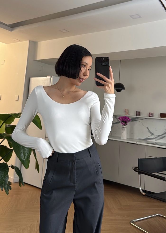 V-Neck Slim Top
