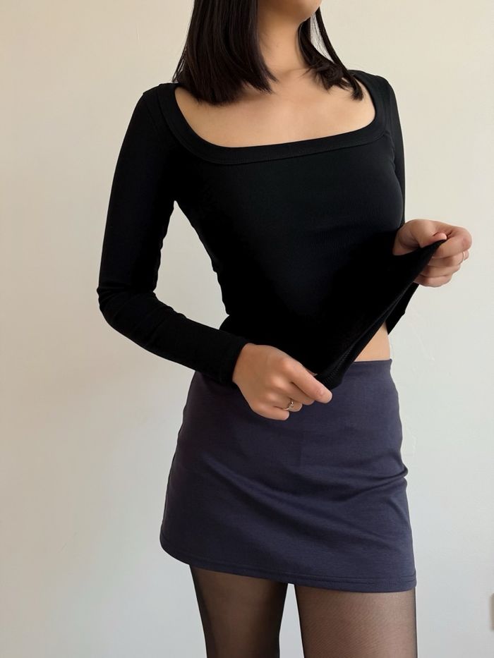 Square neck long sleeve top