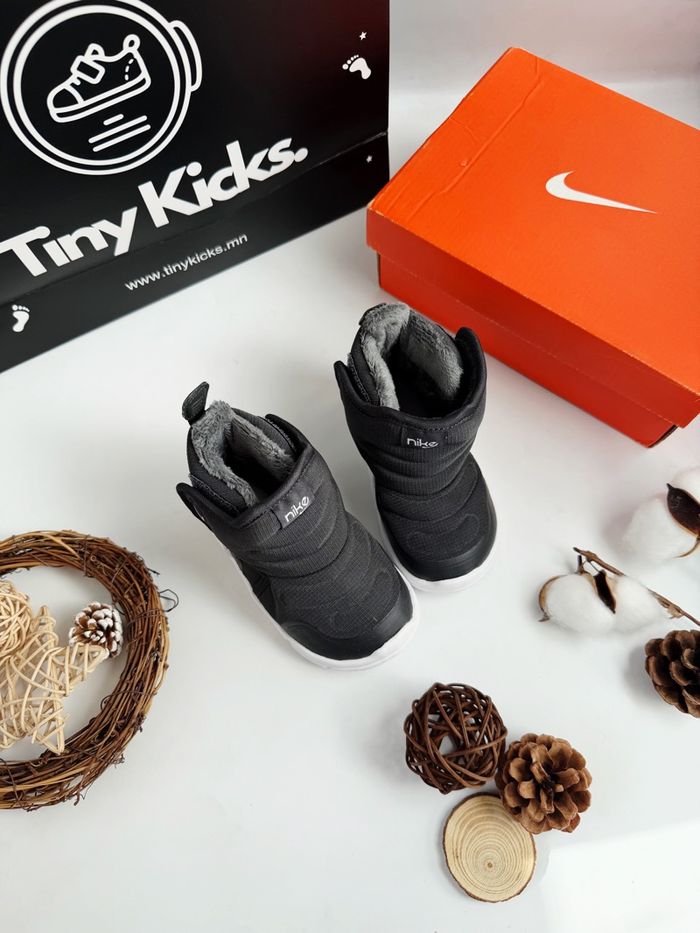 Nike Novice Boot Black