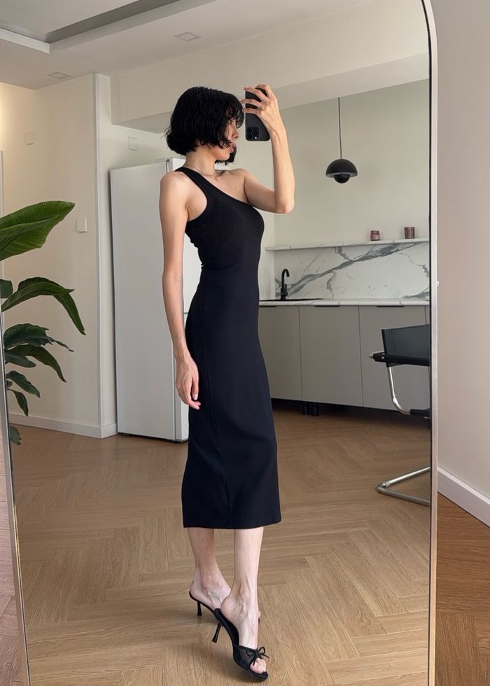 One-shoulder Dress
