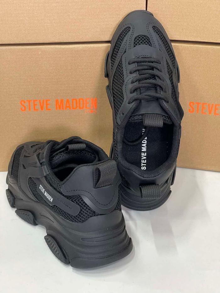 STEVE MADDEN black