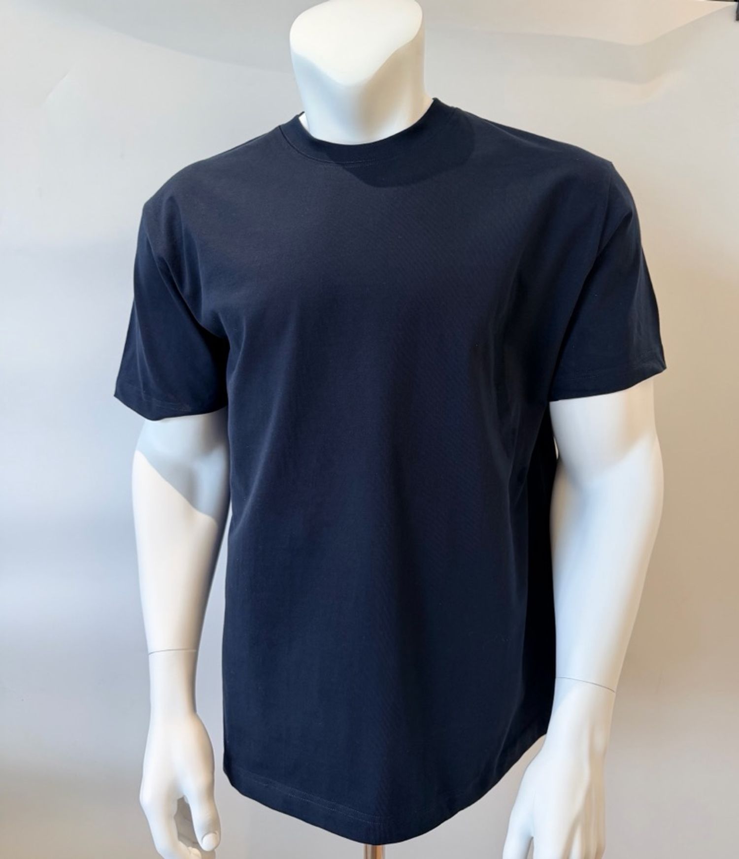 Хагас ханцуйтай цамц (Фудволка )  Хар хөх өнгө