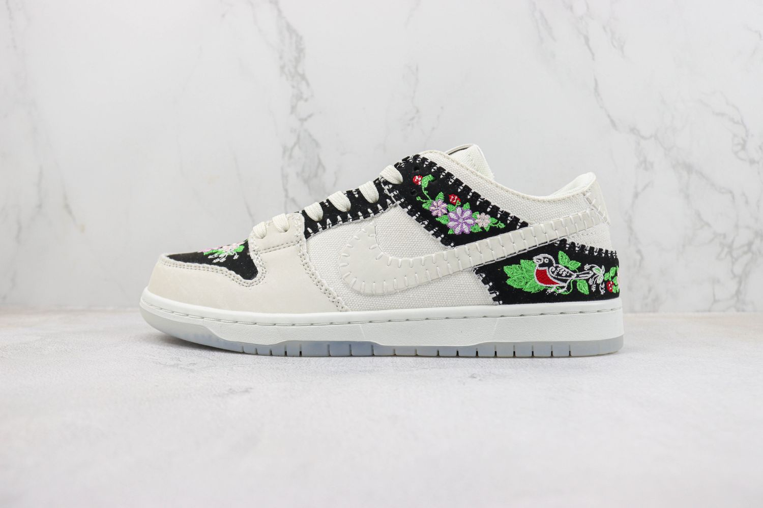 Nike SB Dunk Low Decon “N7” 