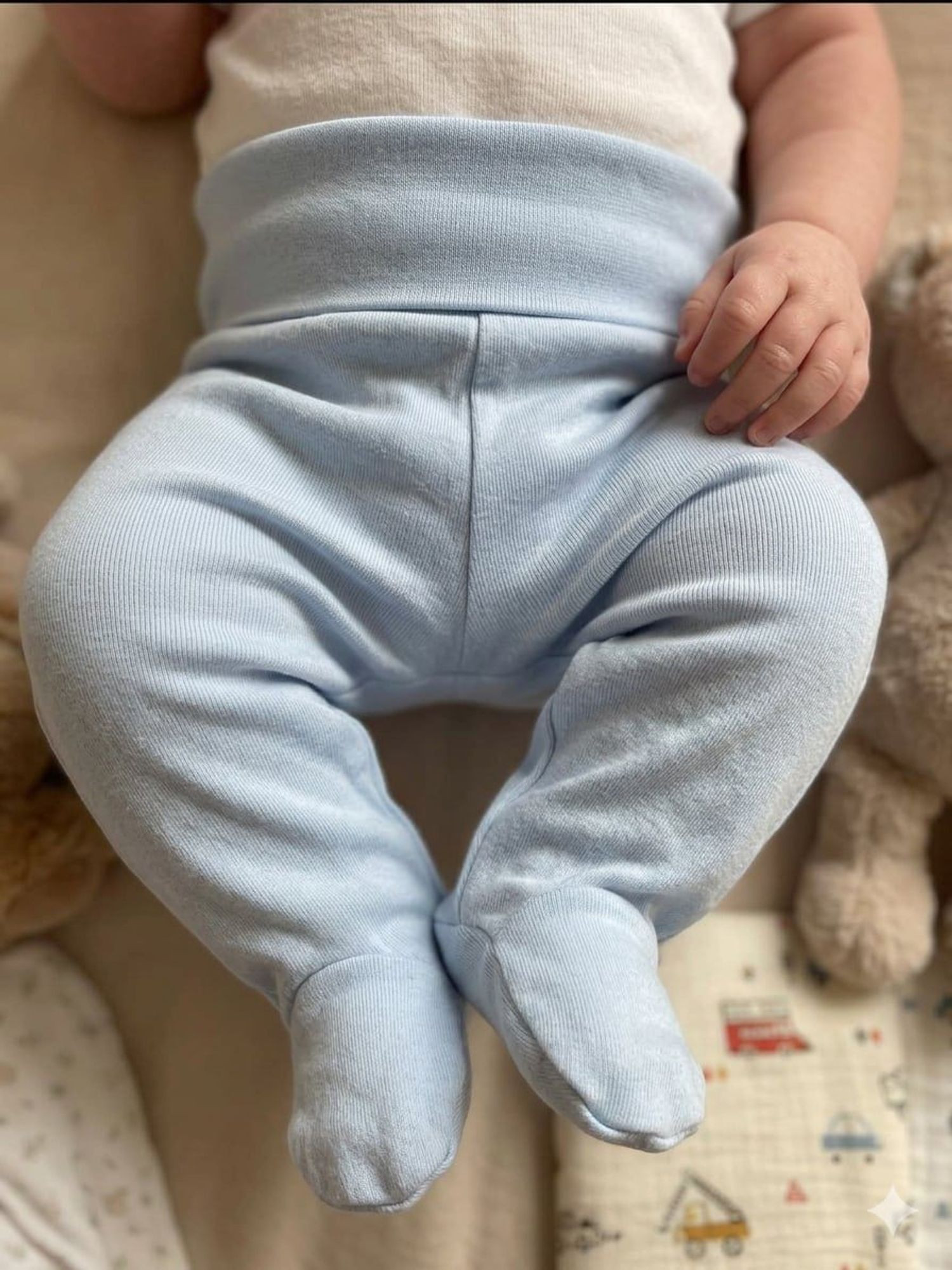 Гэдэс дарагчтай өмд