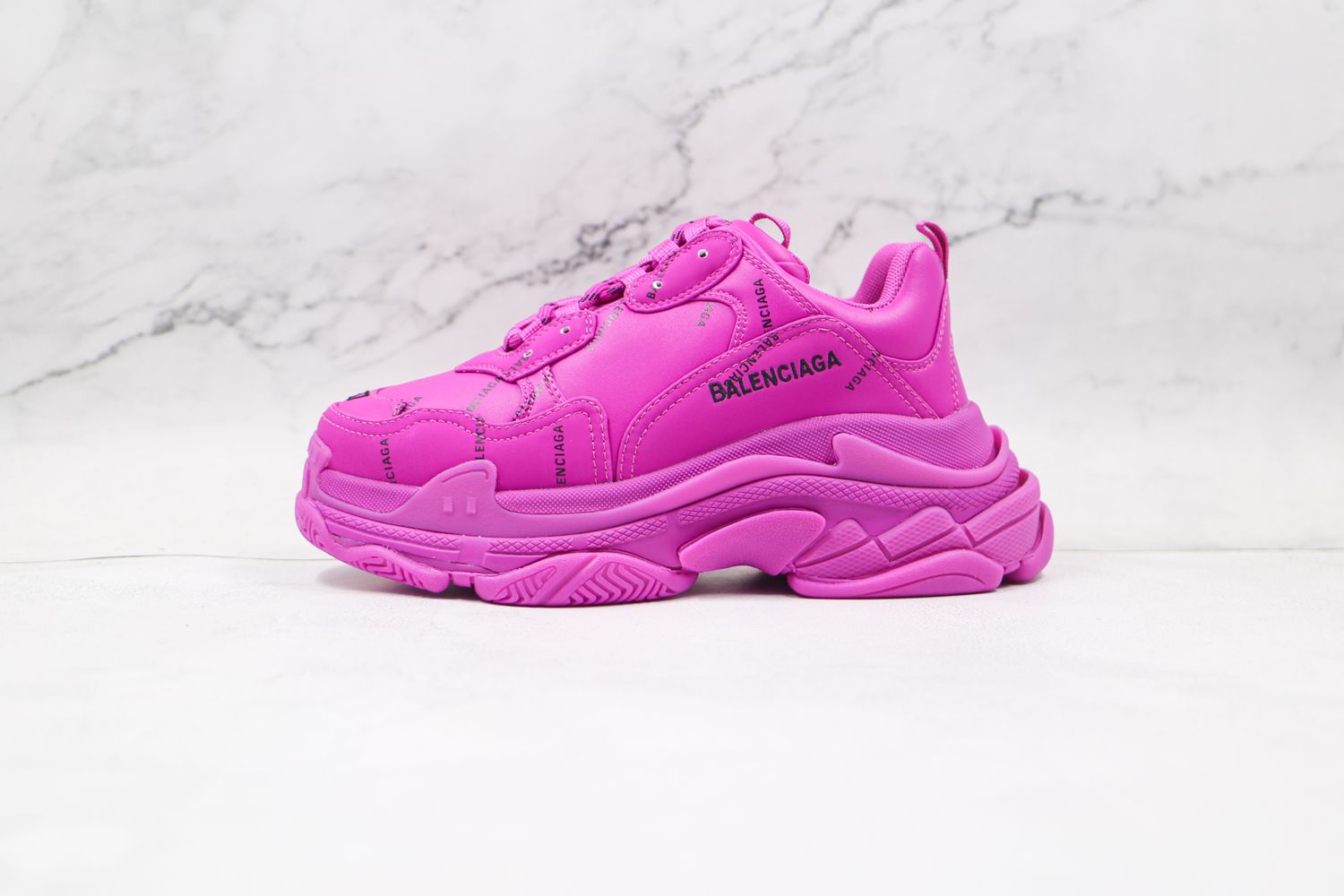 Balenciaga Triple S pink 