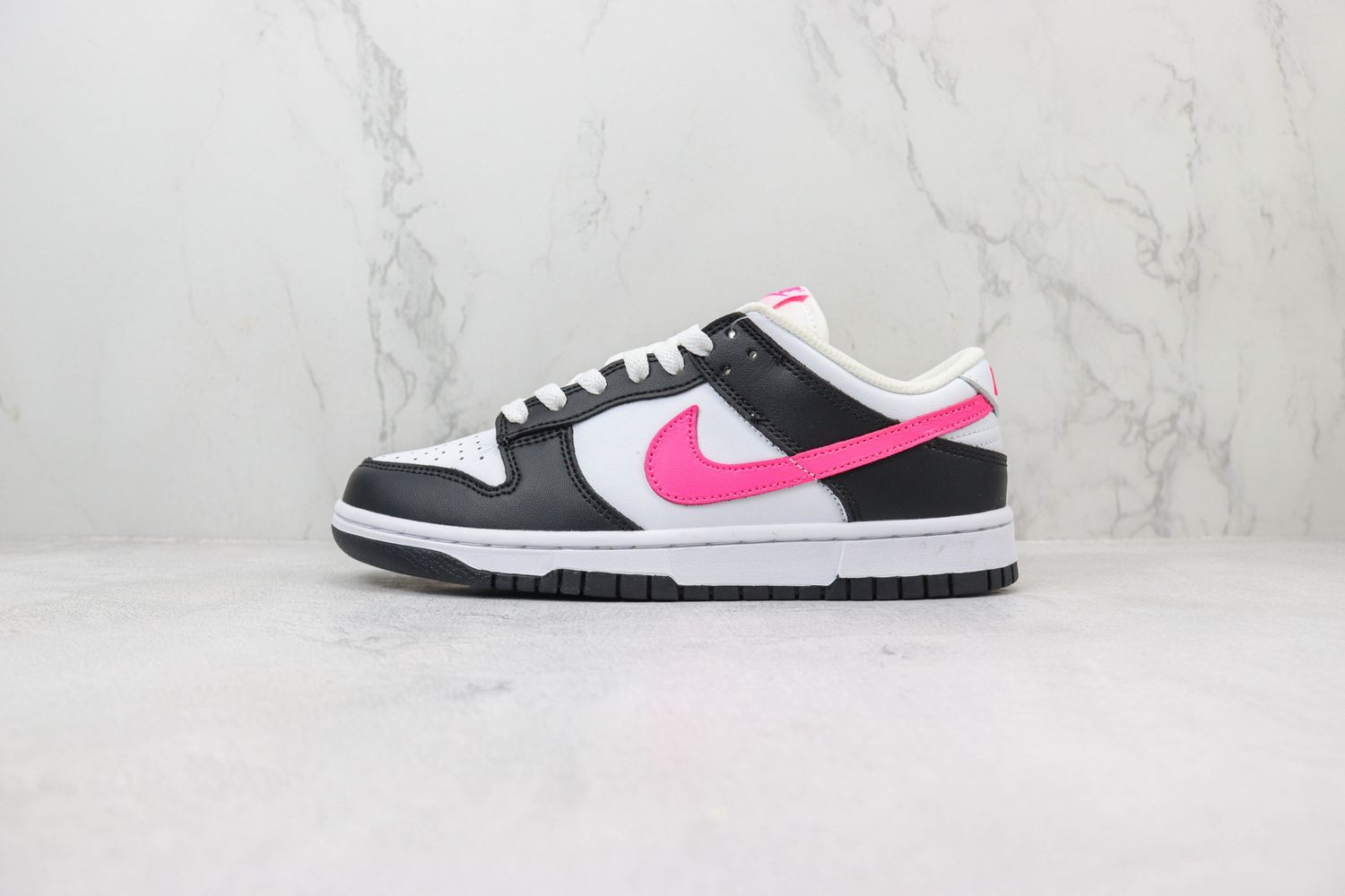 Nike Dunk Low GS White/Black/Fuchsia