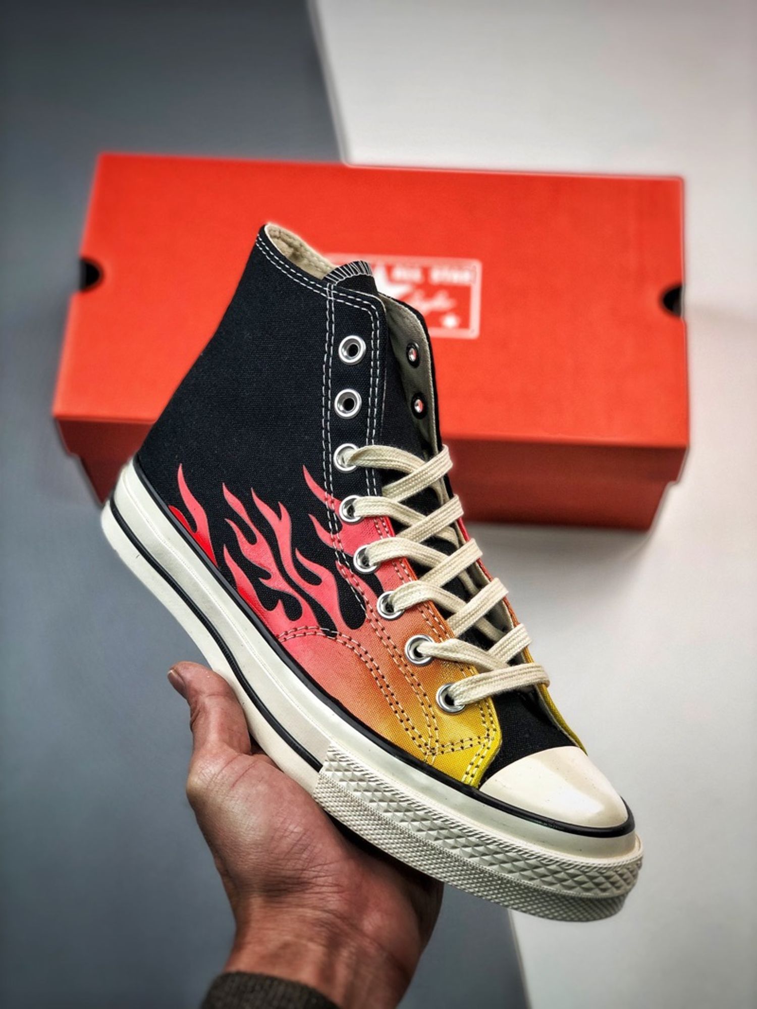 Converse Chuck 1970s High “Flames”🔥