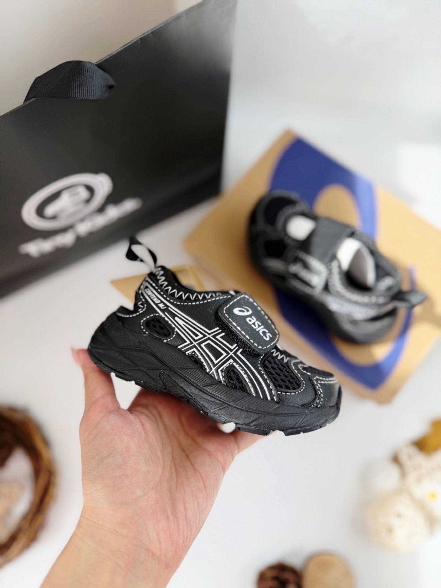 Asics Freedle Sandal Black
