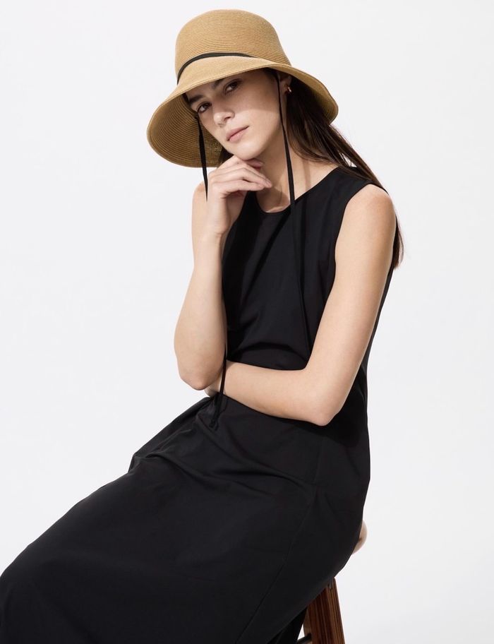 UNIQLO UV хамгаалалттай малгай