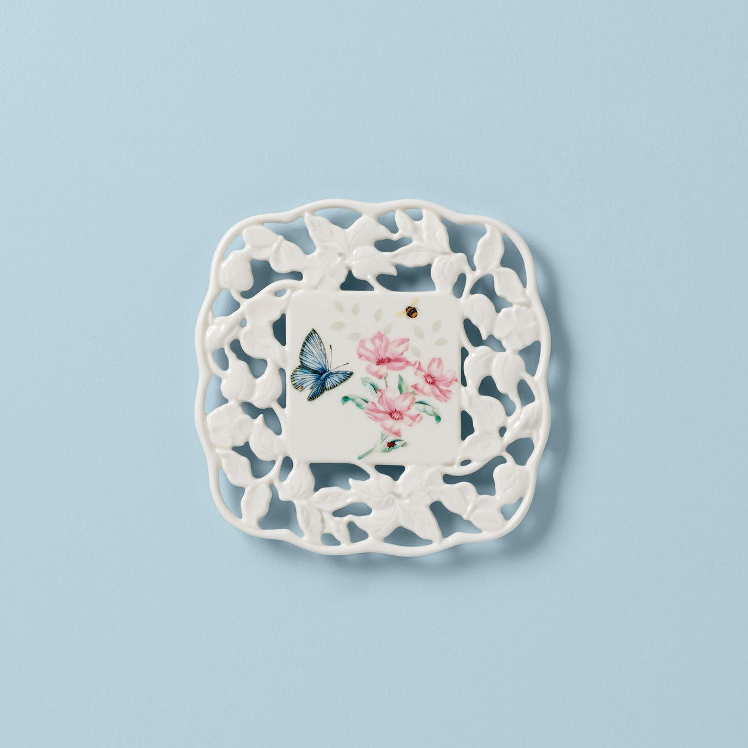 BUTTERFLY MDW DW CARVED TRIVET