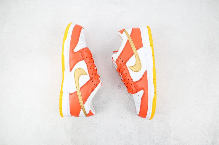 NK Dunk Low " Golden Orange "